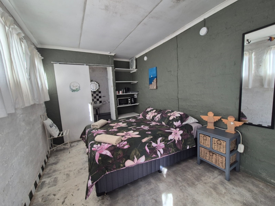 6 Bedroom Property for Sale in Oranjeville Free State